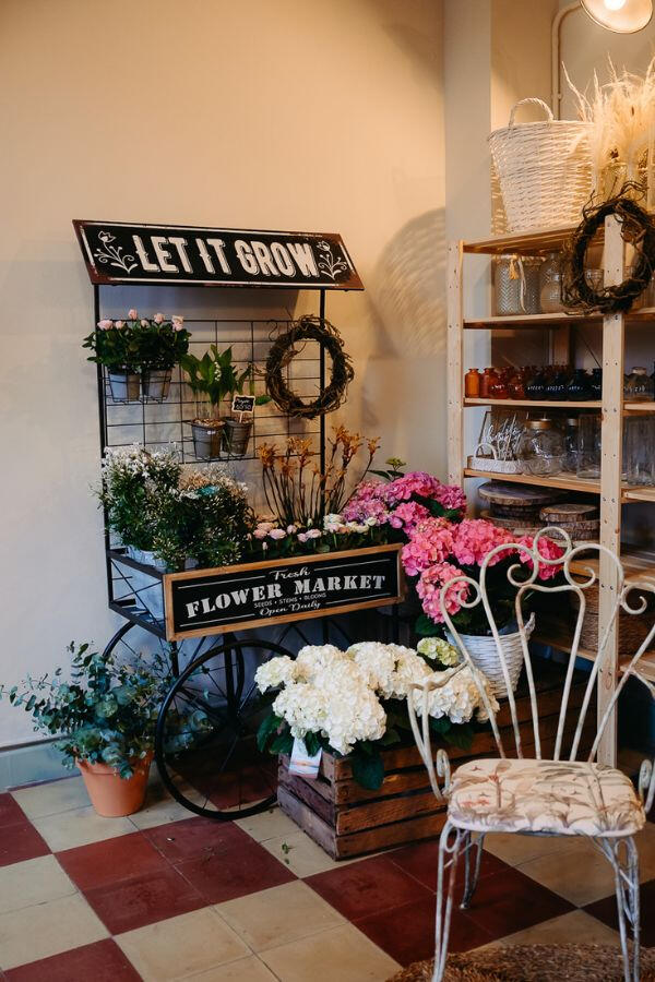 Carrito de flores. Floristería Flor de Sauco - Ponferrada
