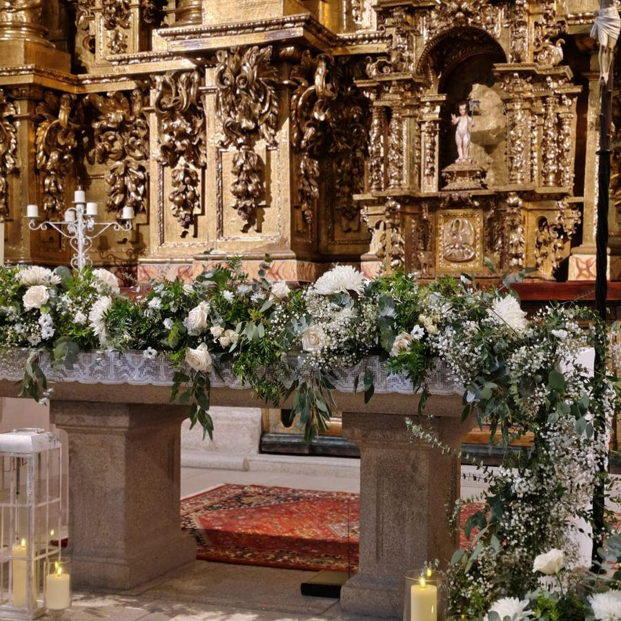 Ramo de novia con rosas blancas y rosas